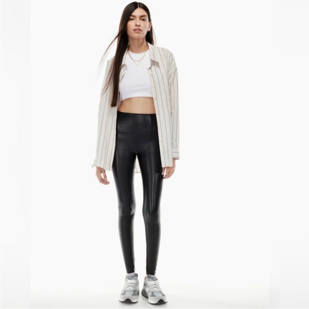 Aritzia Daria Leggings View 3